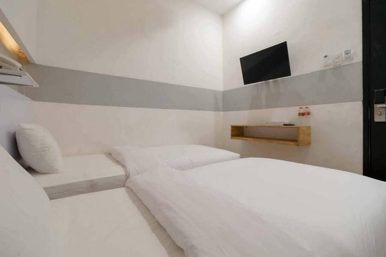 Jotel Guest House Mitra Reddoorz Pulauberayan Exterior foto