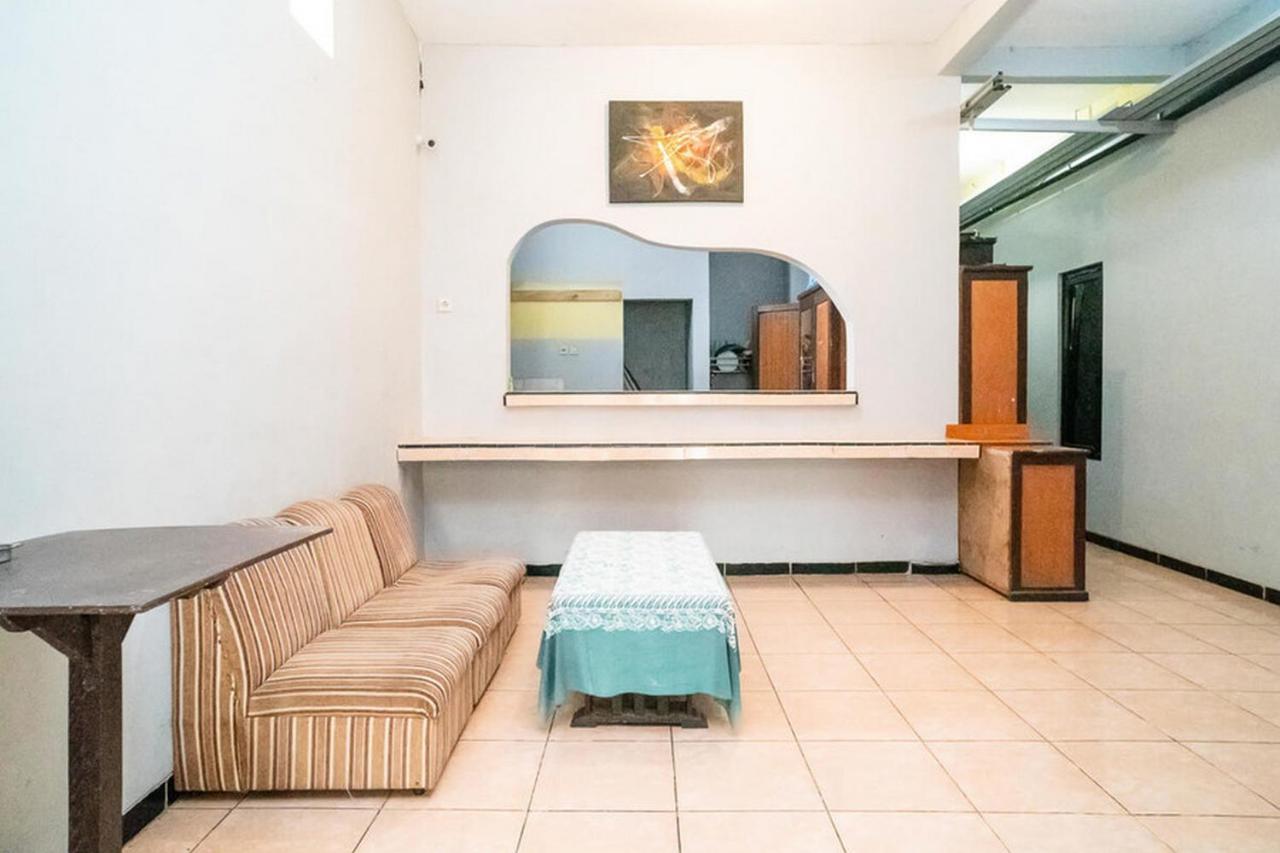 Jotel Guest House Mitra Reddoorz Pulauberayan Exterior foto